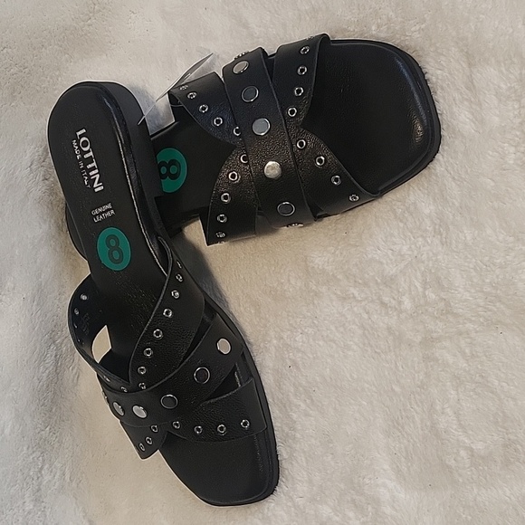 LOTTINI Made In Italy Black Multi-Band Silvertone Stud 1" Heel Flat Sandals Sz 8 - Picture 2 of 7